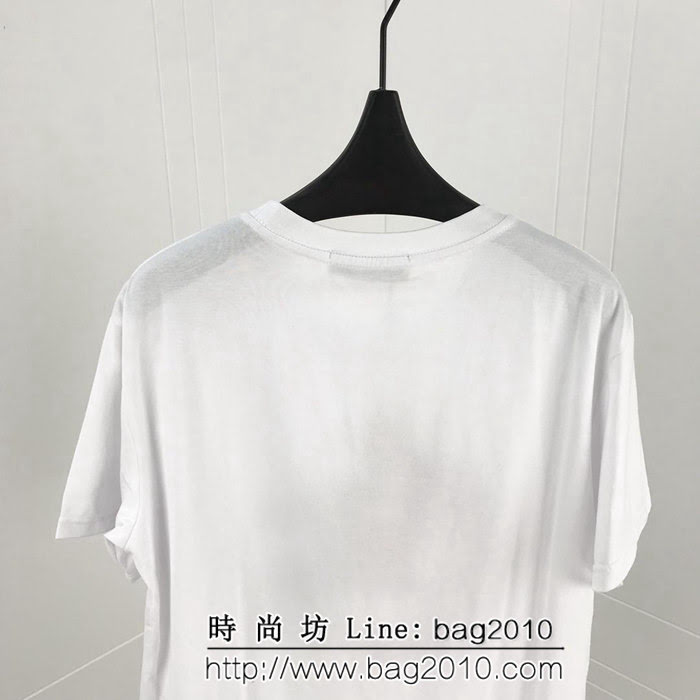 BURBERRY巴寶莉 19ss早春新款 拼色刺繡麥穗騎士 男款短袖 精密刺繡工藝 ydi2127